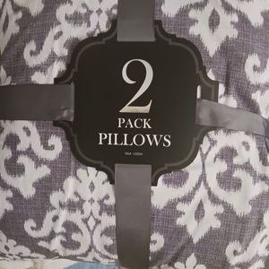 Pack of 2 decorative pillows